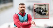 Podolski pokazał nowy samochód. Musiał za niego słono zapłacić