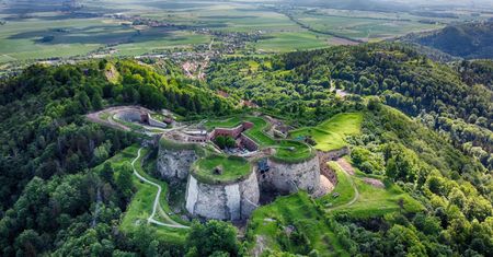 Wybrano szesnaście nowych cudów Polski. Koniecznie odwiedź je w wakacje