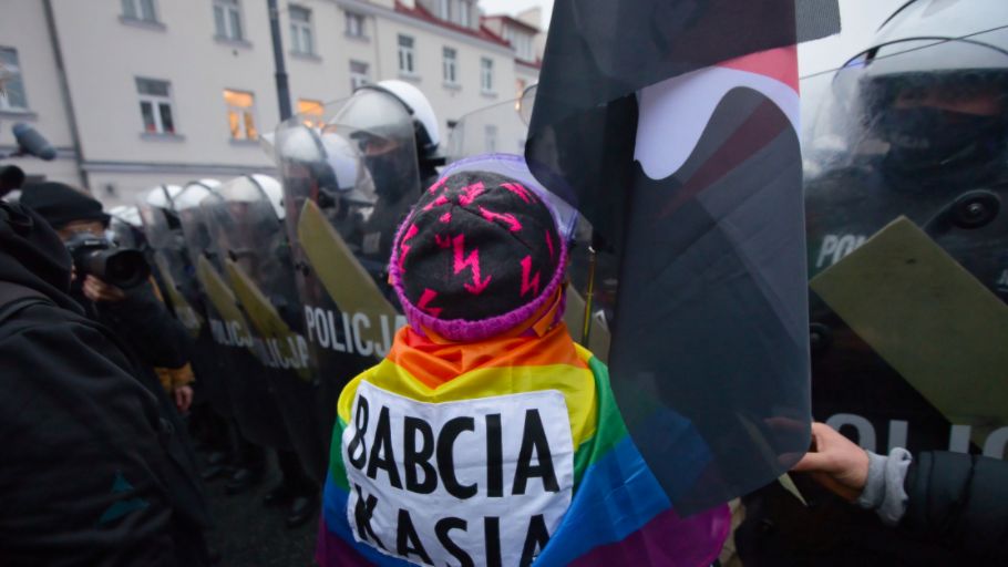 Warszawa. Znana aktywistka odwołała się od sądowego wyroku nakazowego, skazującego ją na prace społeczne (Fot. PAP/Marcin Obara)