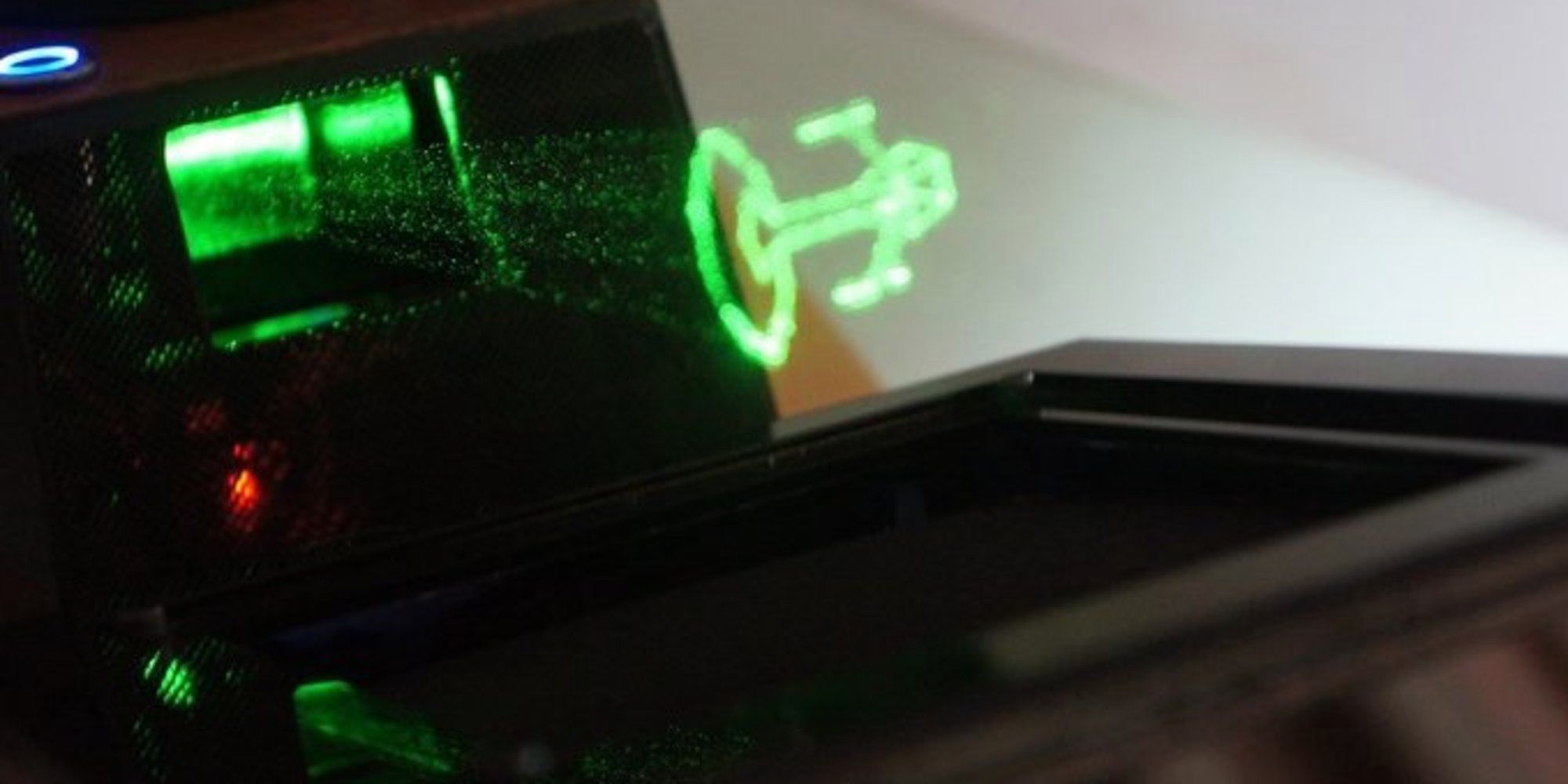 Holovect: pierwszy na świecie komputerowy wyświetlacz holograficzny 3