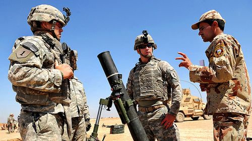 Android wkracza na pole bitwy! 1