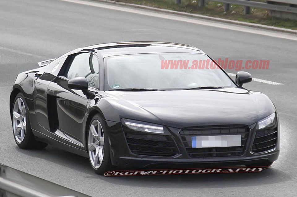 Audi R8 - odświeżony model już za rogiem