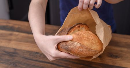 W pierwszej kolejności kupuj takie pieczywo. Pozytywne skutki już po pierwszej kromce