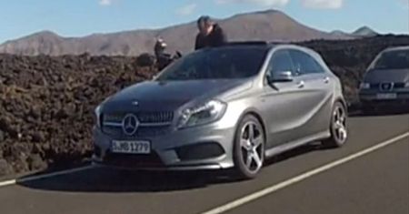 Nowy Mercedes-Benz klasy A bez kamuflażu [wideo]