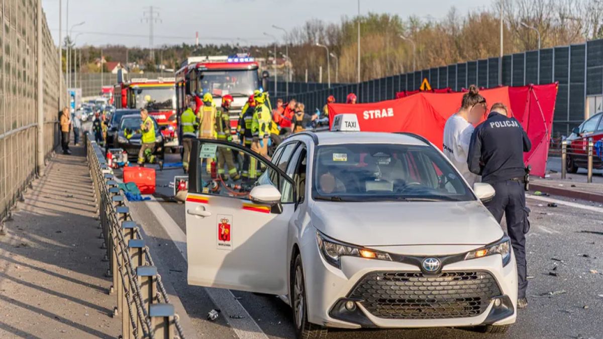 Wypadek w Łomiankach. Przesłuchano dwóch mężczyzn