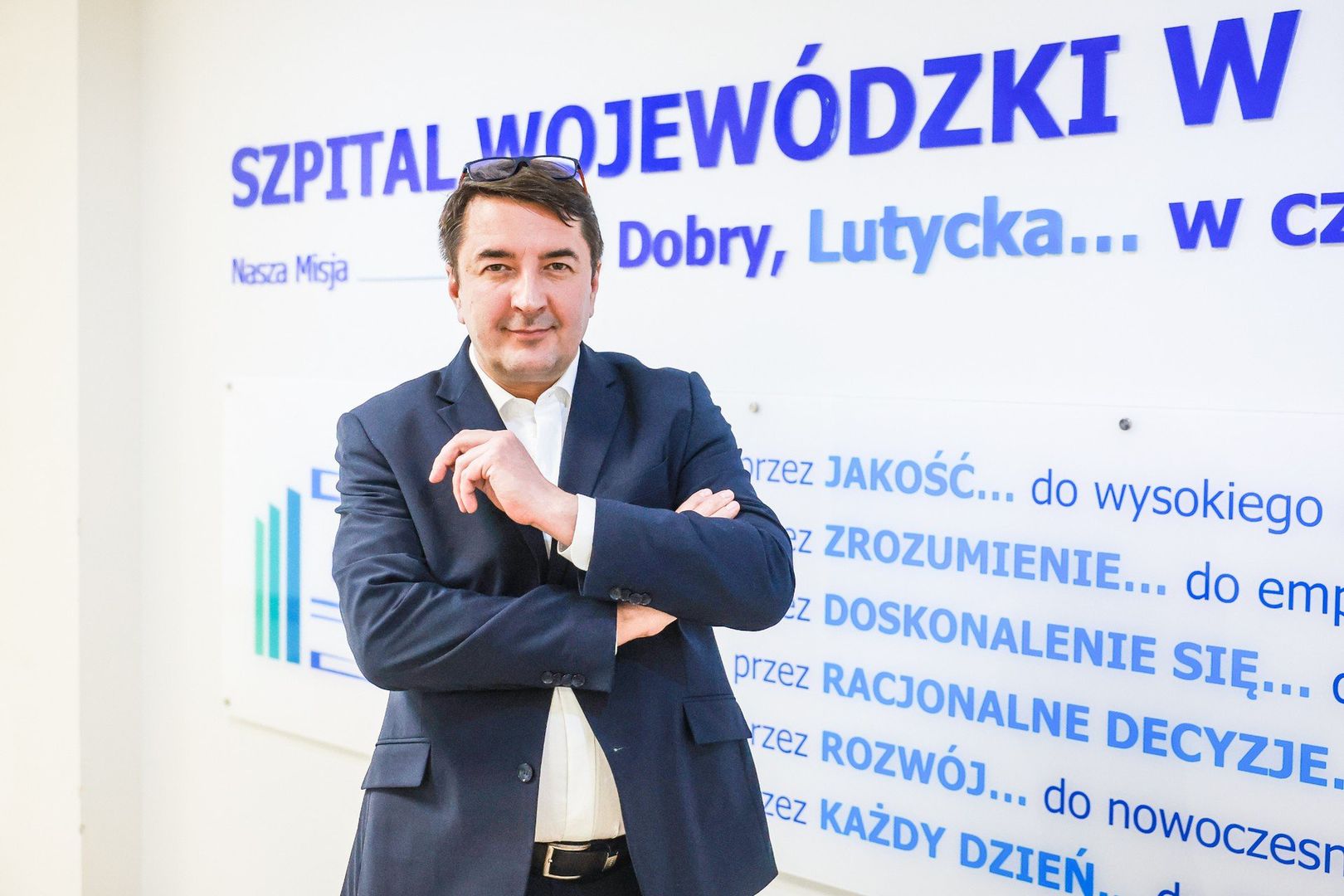 Nowoczesne inwestycje i zmiany w szpitalu wojewódzkim w Poznaniu – podsumowanie pierwszych trzech miesięcy kadencji prof. Dawida Murawy