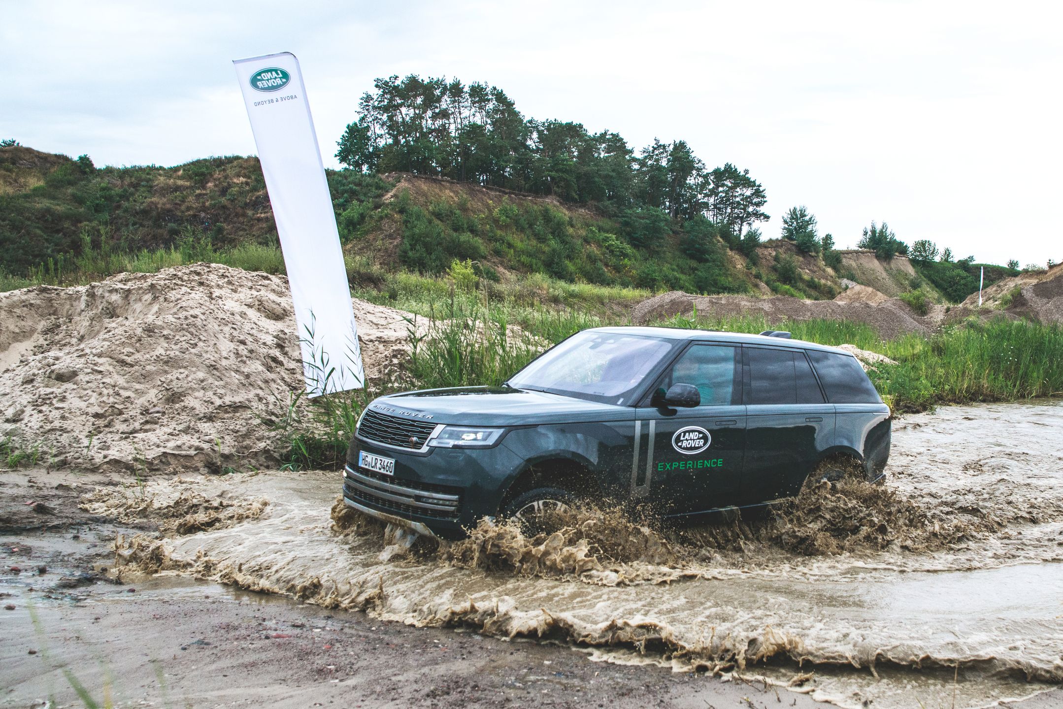 Land Rover to terenowa limuzyna i nie ma co się bać tego przymiotnika