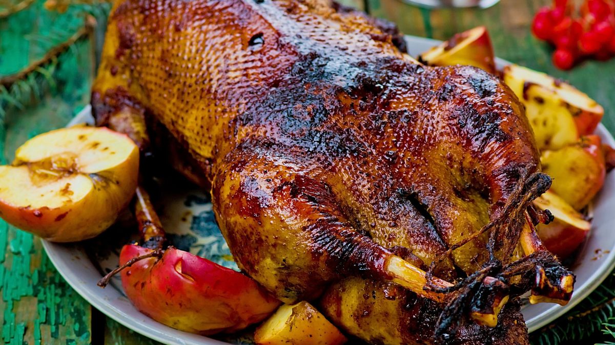 Gęsina z jabłkami to prawdziwy strzał w 10!