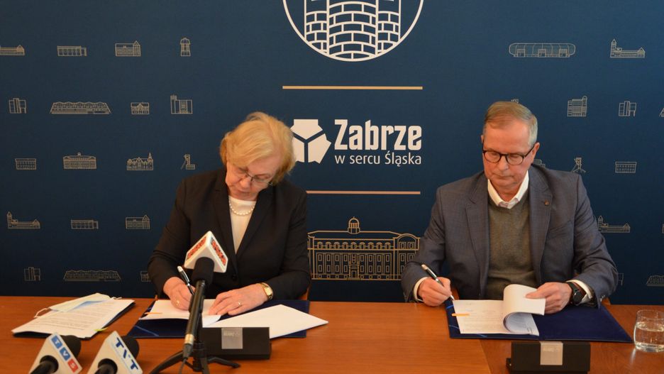 Miasto podpisało umowę na budowę schroniska dla zwierząt.