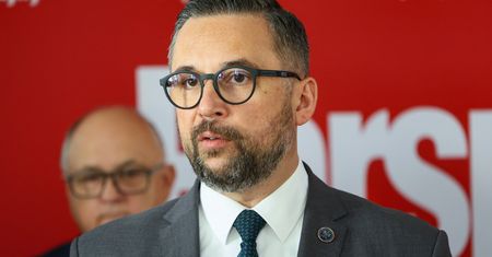 Pieniądze z MON pójdą na naukę? Oto nowy pomysł Lewicy