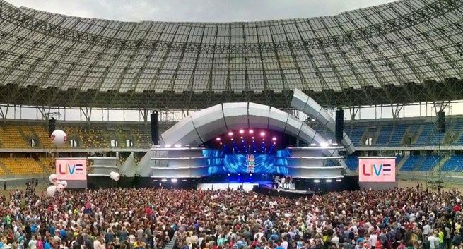 Koncerty „Lata ZET i Dwójki” zyskały widzów. Tegoroczną trasę ogląda 1,66 mln osób