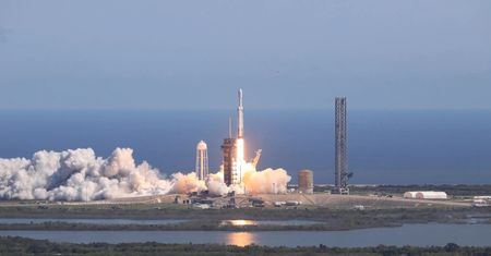 NASA wysyła sondę na Europę. Misja Europa Clipper wystartowała