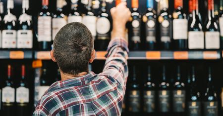 Minimalna cena za alkohol? Senat zajmie się pomysłem