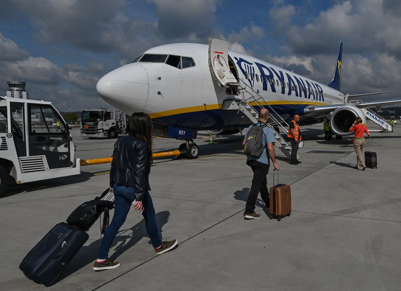Ryanair zainwestuje 600 mln zł w Krakowie. Będzie szkolić pilotów, stewardessy i mechaników