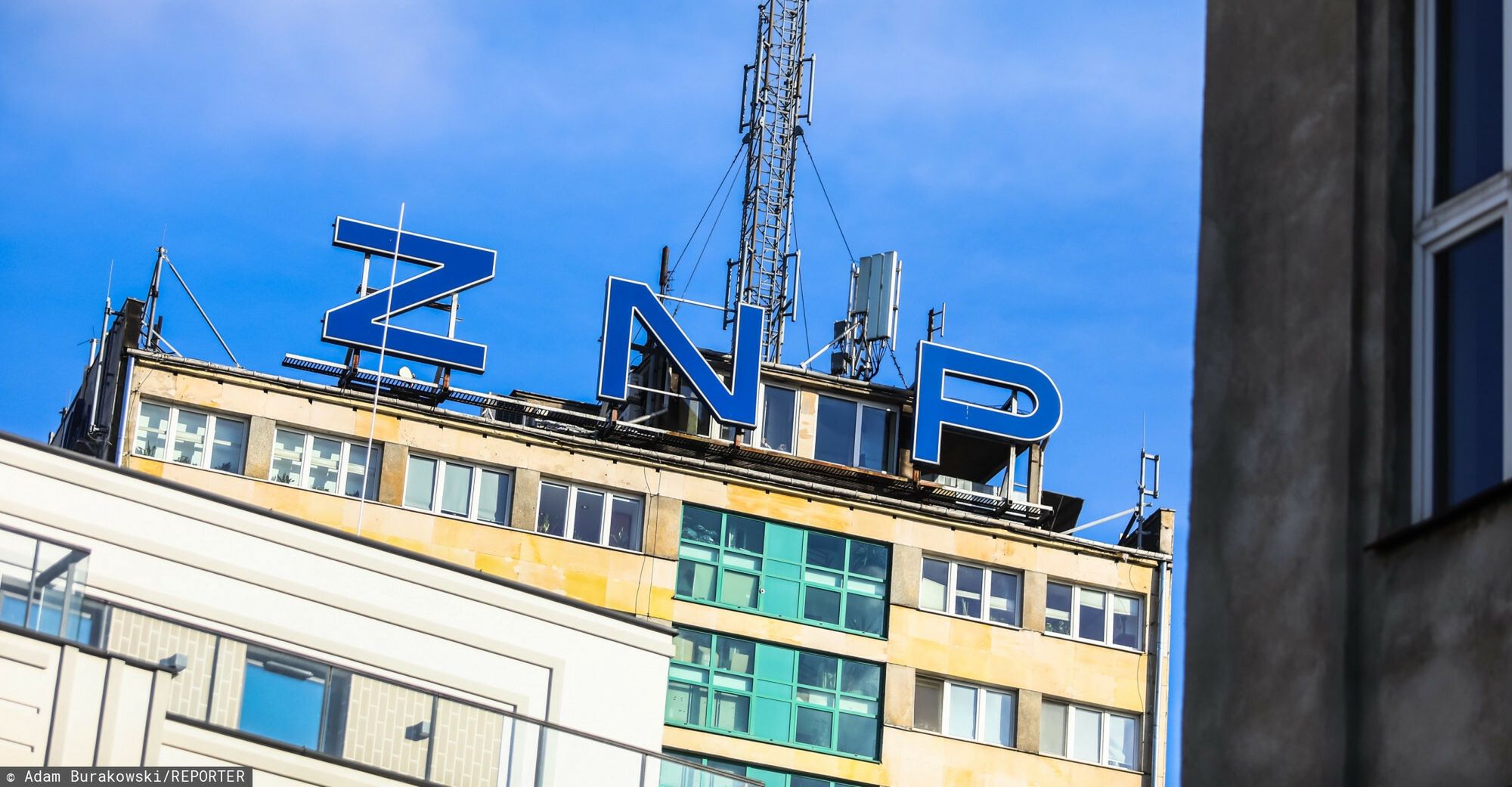 reporter_baza_2022-0118.01.2022 Warszawa Powisle Hotel Logos Zwiazku Nauczycielstwa Polskiego przy ulicy Wybrzeze Kosciuszkowskie 31 / 33 Widok od ulicy Smulikowskiego fot. Adam Burakowski/REPORTERAdam Burakowski/REPORTER