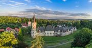 Pałac jak z bajek Disneya jest w Polsce. Można go kupić - znamy cenę