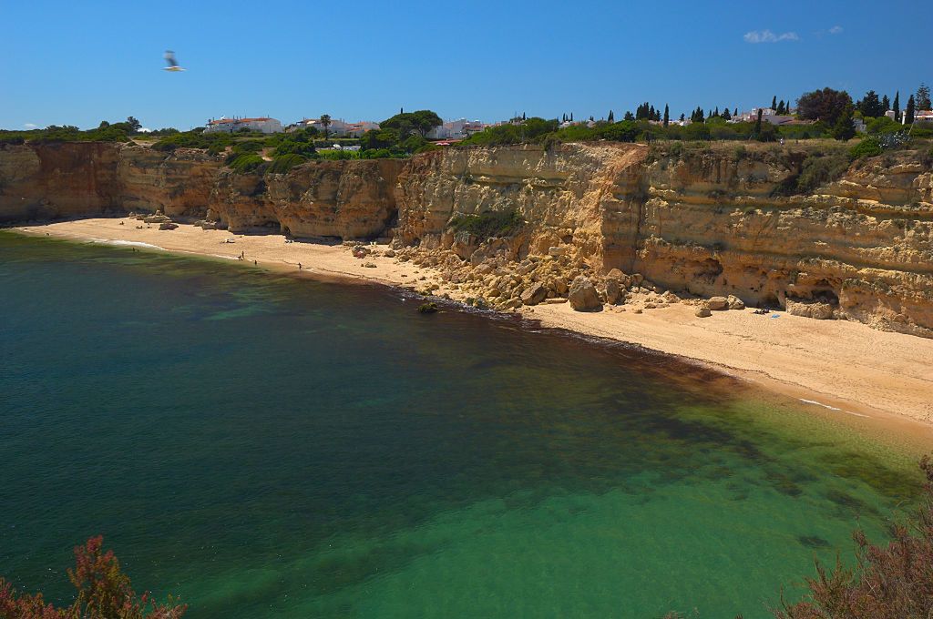 Plaża w okolicy Albufeiry w Portugalii 
