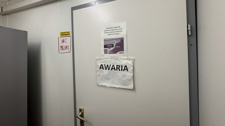 Czy toalety na tymczasowym dworcu PKP są w złym stanie?