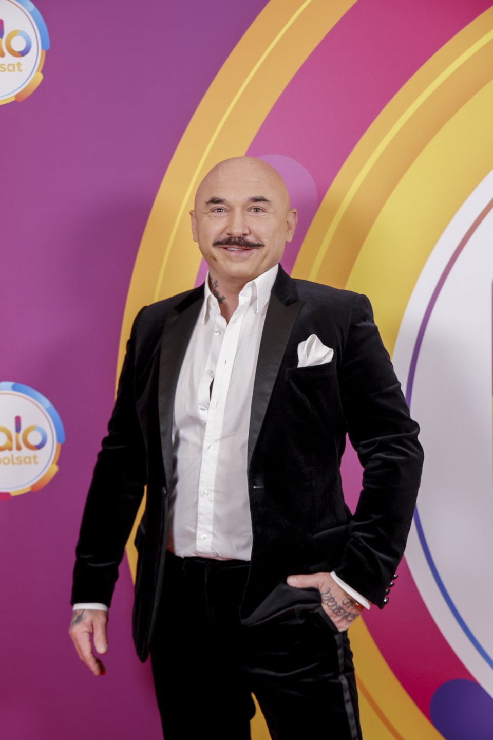 Patryk Vega