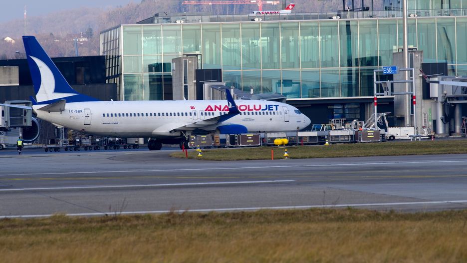 Pilot przerwał start samolotu 