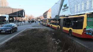 Wrocław: Sygnalizacja świetlna pomiędzy dworcami. Koniec z przepuszczaniem autobusów przez pieszych