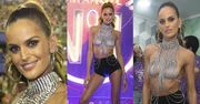 "Aniołek" Victoria's Secret wyszedł na ulicę z zaklejonymi sutkami