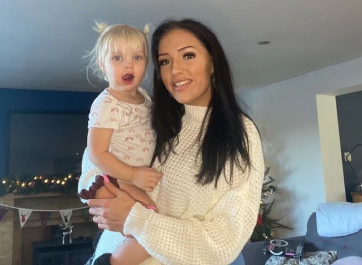 Metamorfoza młodej mamy - zrzuciła 40 kilogramów. Wystarczyło, że odrzuciła fast foody