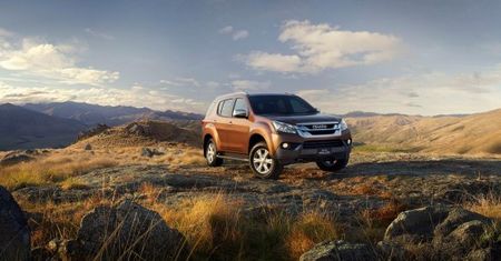 2014 Isuzu MU-X - oto jest SUV