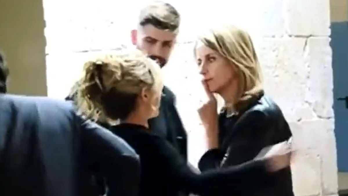 Matka Pique ucisza Shakirę