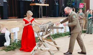 Studniówka na Podlasiu. Do akcji wkroczyli leśnicy. Niosą się zdjęcia