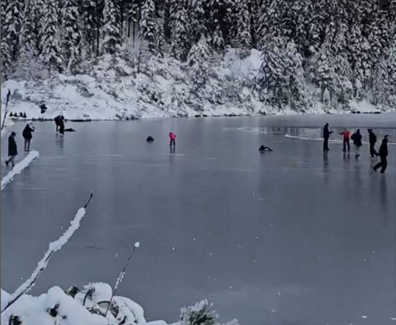 Nagrano turystów nad Morskim Okiem. TPN apeluje