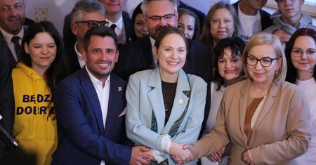 Polska 2050 w kryzysie. Szykują się odejścia z partii?