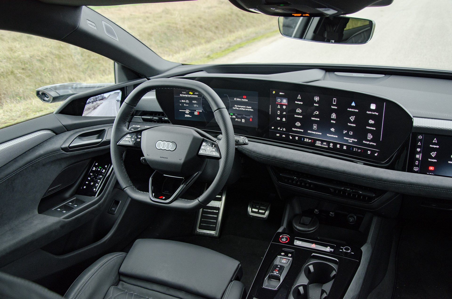 Audi S6 e-tron