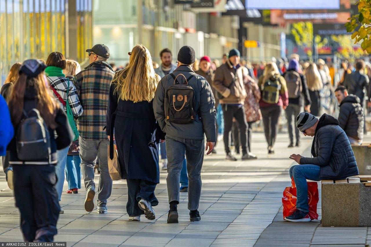 Polska coraz bardziej solidarna. Oto skutki eksperymentu z płacą minimalną [ANALIZA]