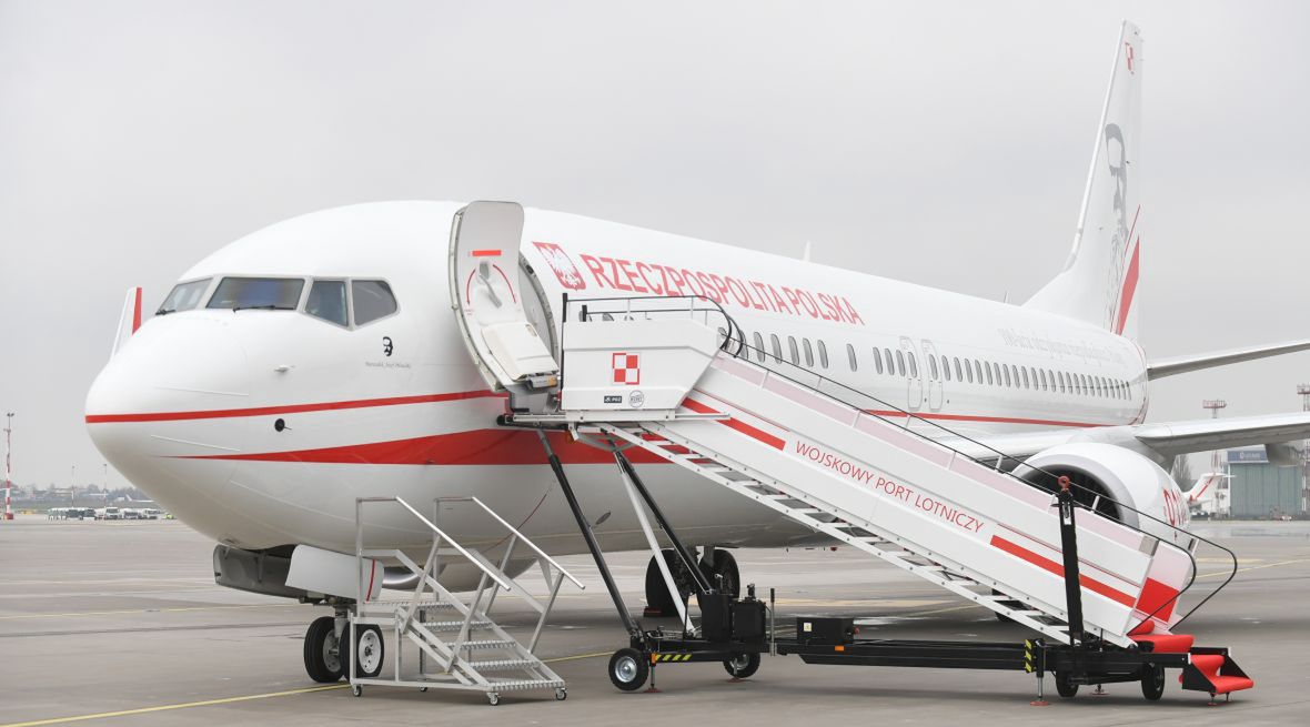 Uroczyste przejęcie pierwszego z trzech samolotów Boeing 737-800 w 1. Bazie Lotnictwa Transportowego w Warszawie. 15 listopada 2017 roku