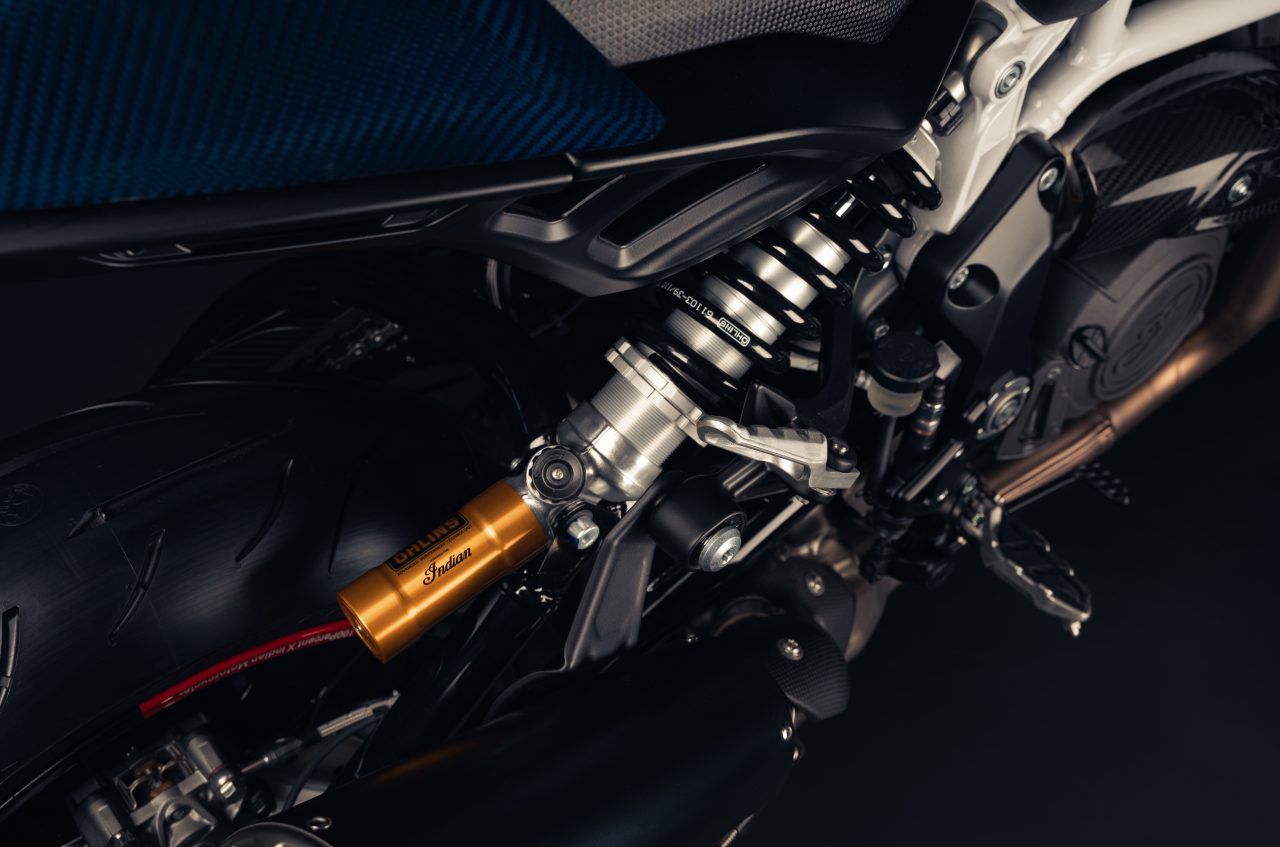 Indian FTR x 100% R Carbon