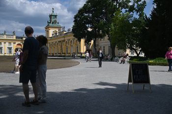 Nowe otwarcie w Wilanowie. Dziedziniec pałacu znów dostępny i bezpłatny dla mieszkańców