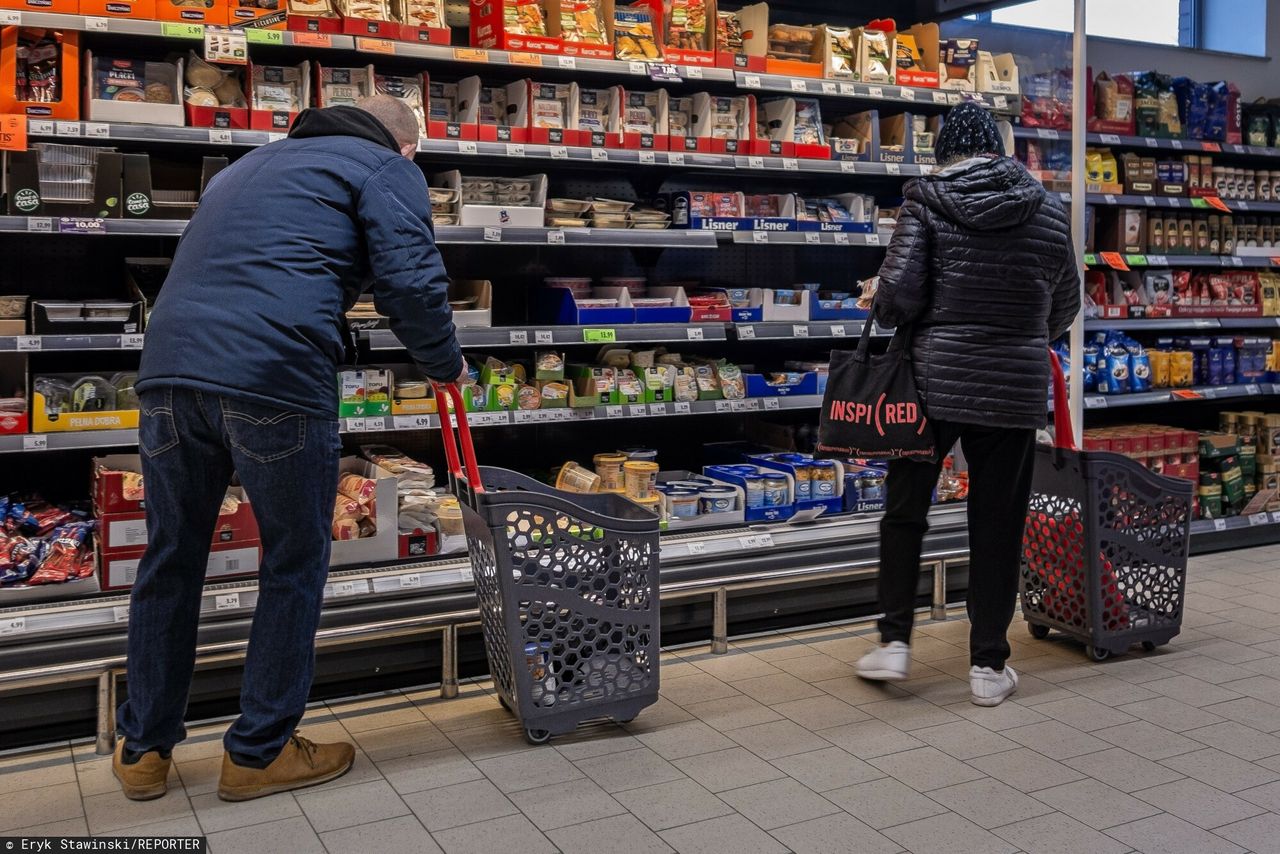 Polakom podoba się zmiana wprowadzona przez PiS? Są wyniki badania