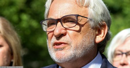 Czarnek wygwizdany w Szczecinie. Prof. Maksymowicz: "Mnie przyjęli owacjami"