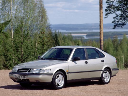Saab 900 1