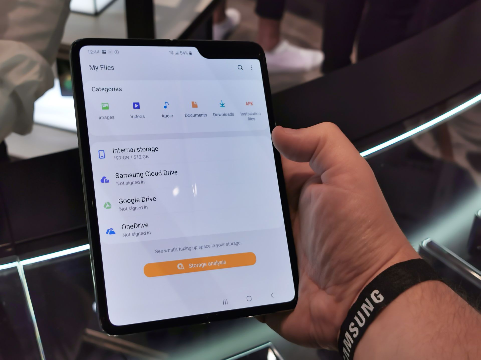 Samsung Galaxy Fold: pierwsze wrażenia. To coś więcej niż obietnica czegoś wielkiego 4