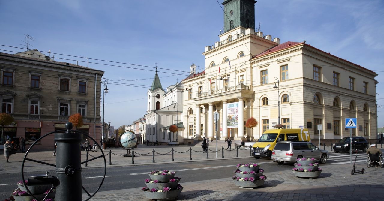 Lublin: Urząd Miasta, ZUS, szkoły zamknięte. Mniej kursów autobusów