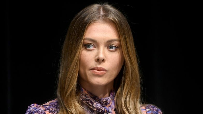 Joanna Opozda pokazuje stare zdjęcia i odpowiada na pytania o poprawianie urody