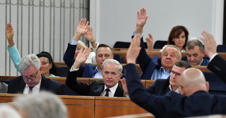Senat z poprawkami przyjął nowelę ustawy o Sądzie Najwyższym. Poprawki uderzają w Izbę Dyscyplinarną