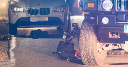 Zginął rowerzysta. Uderzył w niego hummer