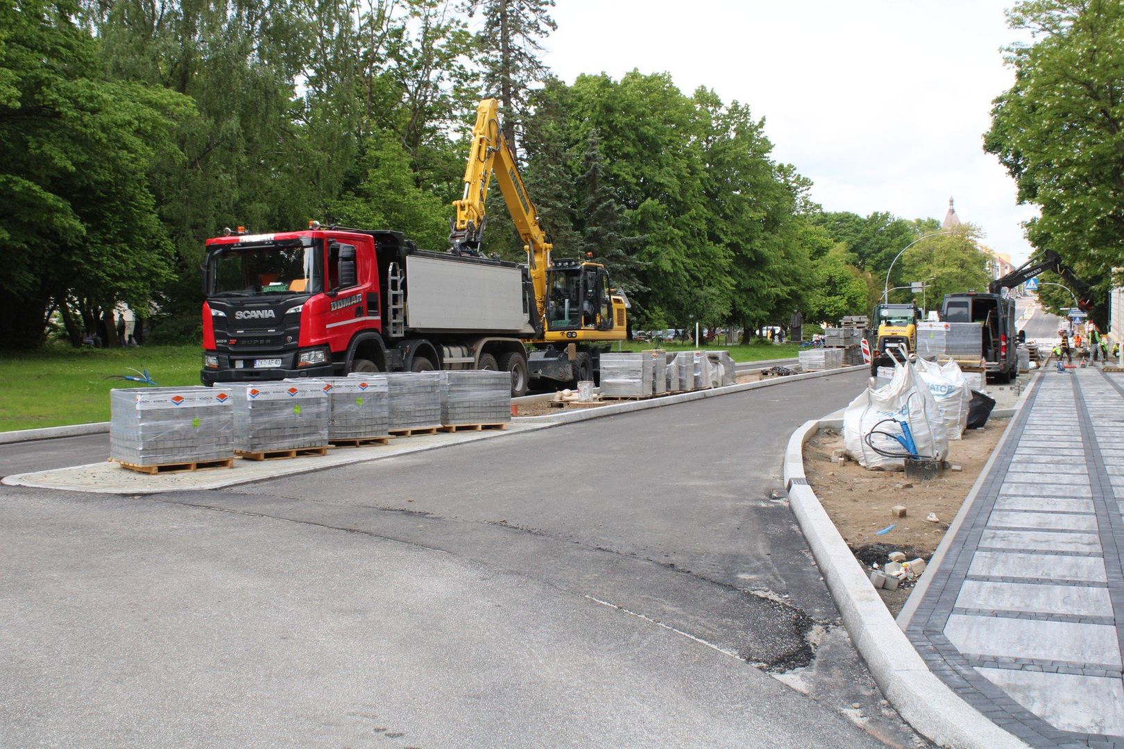 Kolejny etap przebudowy ulicy w Koszalinie. Tak przebiegają prace