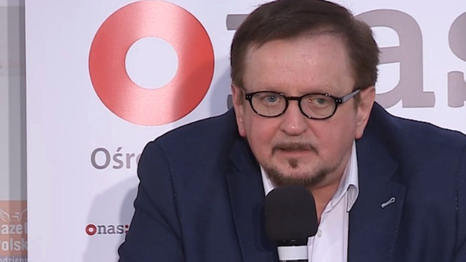 Stanisław Janecki to prawicowy dziennikarz, od 2016 r. współprowadzący program "W tyle wizji" na TVP Info