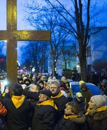 Wielki Piątek wolny od pracy? Zobacz, gdzie już dziś zaczęli świętowanie