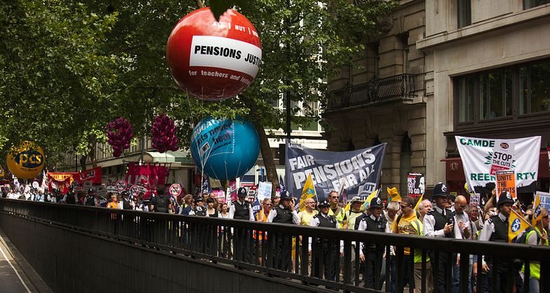 Strajki nauczycieli w Anglii i Walii trwają już trzeci rok. Na zdjęciu londyńska akcja z czerwca 2011 roku