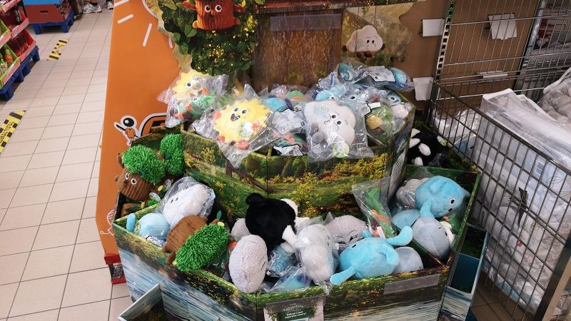 gang fajniaków biedronka maskotki naklejki